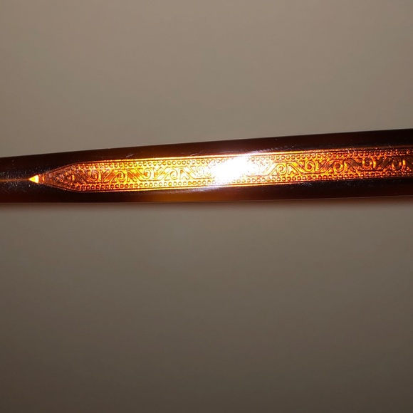 Gucci Acetate Sunglasses w/Lime Green Velvet Case - Picture 10 of 14